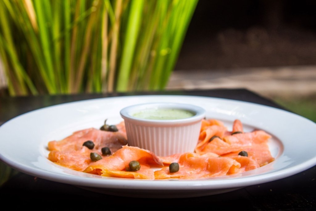 carpacio-salmon.jpg