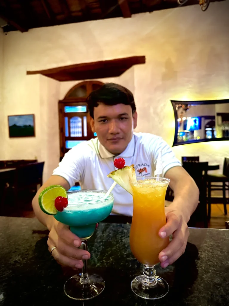 BistroEstradaCocktailServiceGranada